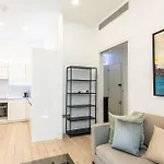 Clarges- Hsk Luxury Apartments