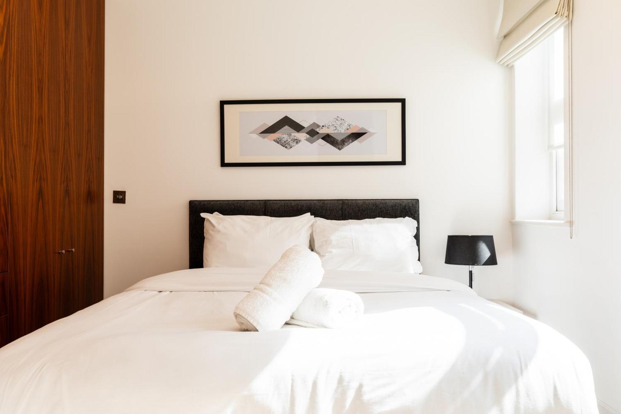 Clarges- Hsk Luxury Apartment