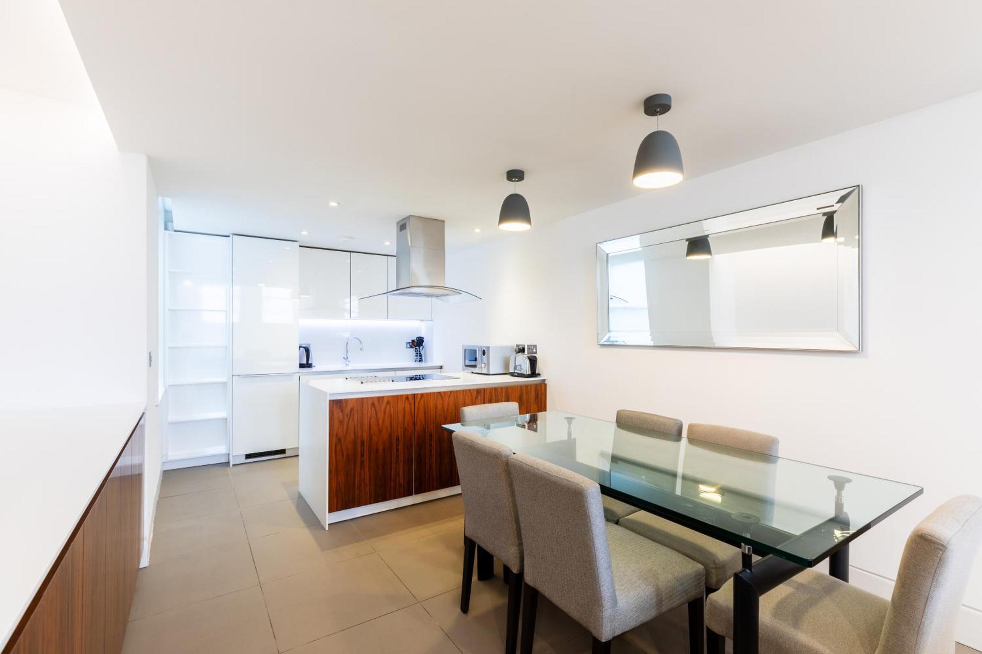 Clarges- Hsk Luxury London